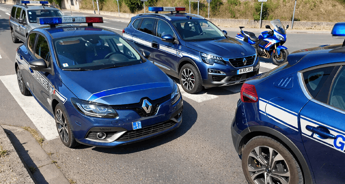véhicules de la gendarmerie nationale