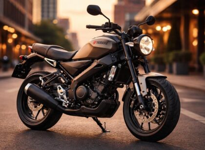 découvrez la yamaha xsr 155, une moto qui allie harmonieusement le charme rétro et les technologies modernes pour une expérience de conduite unique.